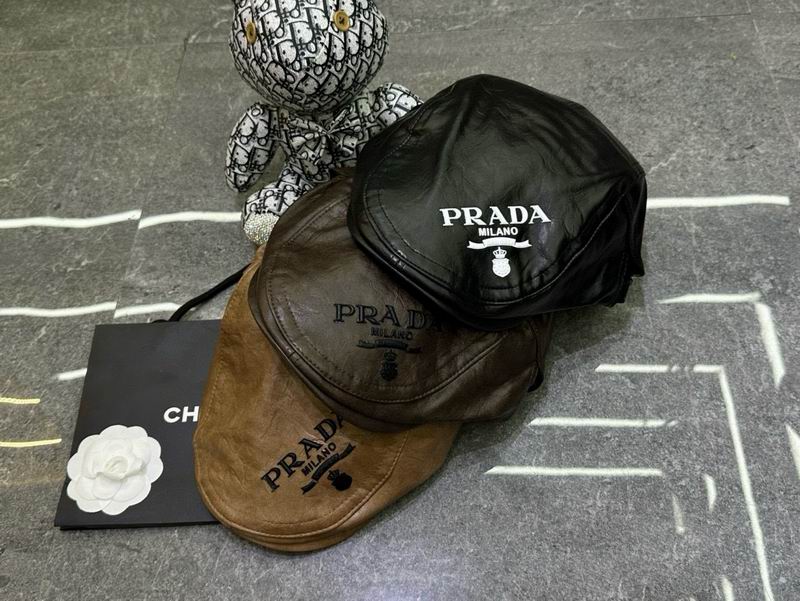 Prada beret dx11